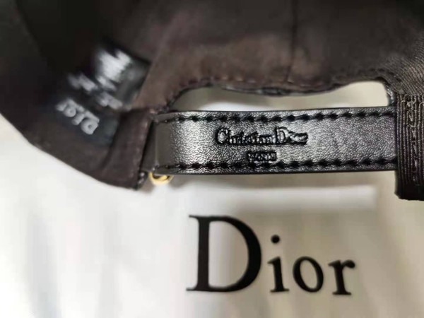 ブランド帽子角部分ディテール